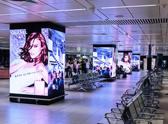 Lemon led screens advertising airports