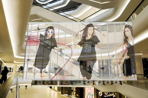Led screens for shopping centers