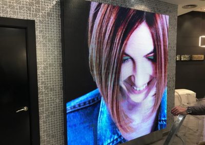 LED screens for hairdressers and beauty centers