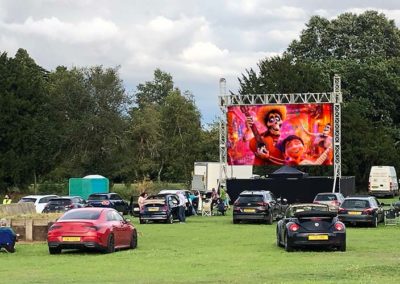 LED screen drive-in theater for cars